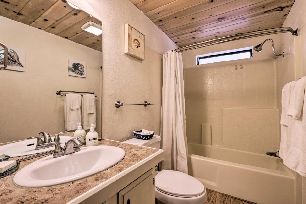 Rustic Bullhead City Retreat With Porch And Views Kültér fotó